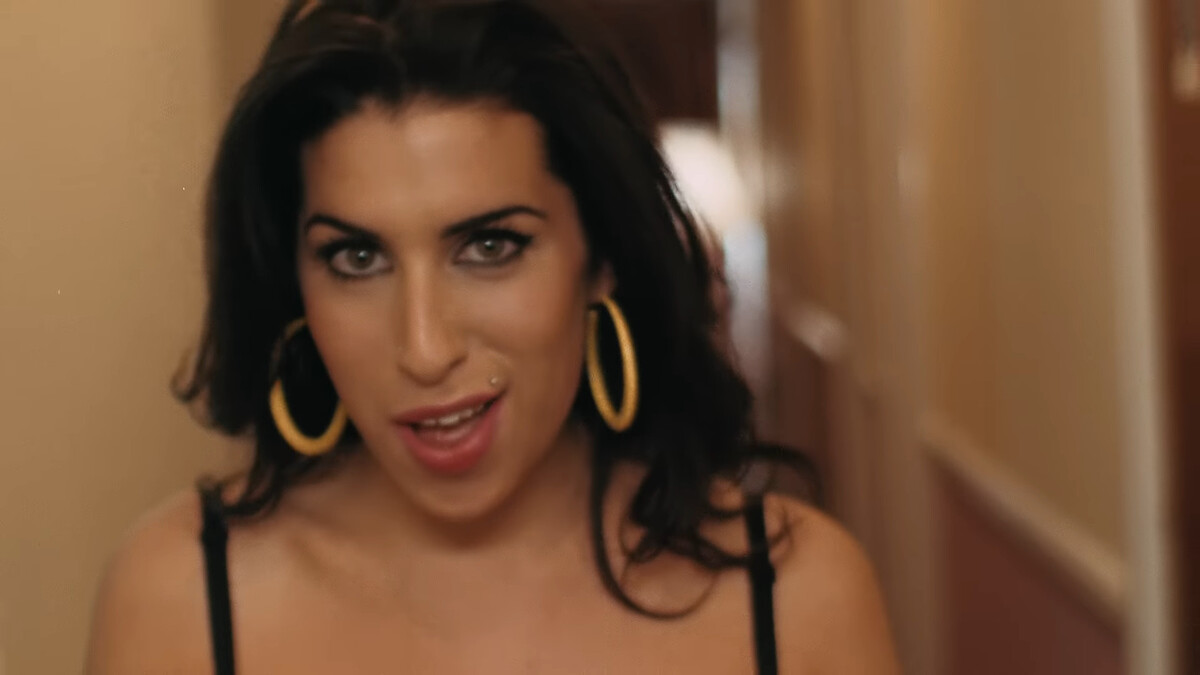 In My Bed by Amy Winehouse (Music video, Contemporary R&B