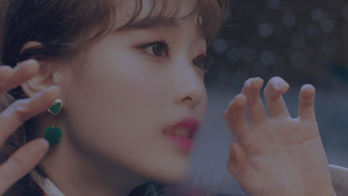 Heart Attack by 이달의 소녀 [LOONA] / Chuu (Music video, K-Pop